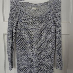 American Eagle Outfitters Blue and White Open-Knit Sweater